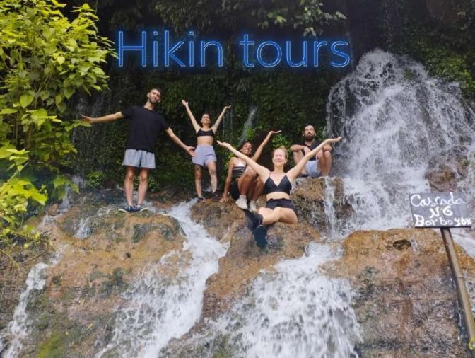 Waterfalls-Tour, Scooter-Rental & Hostal El Pacifico Juayúa エクステリア 写真